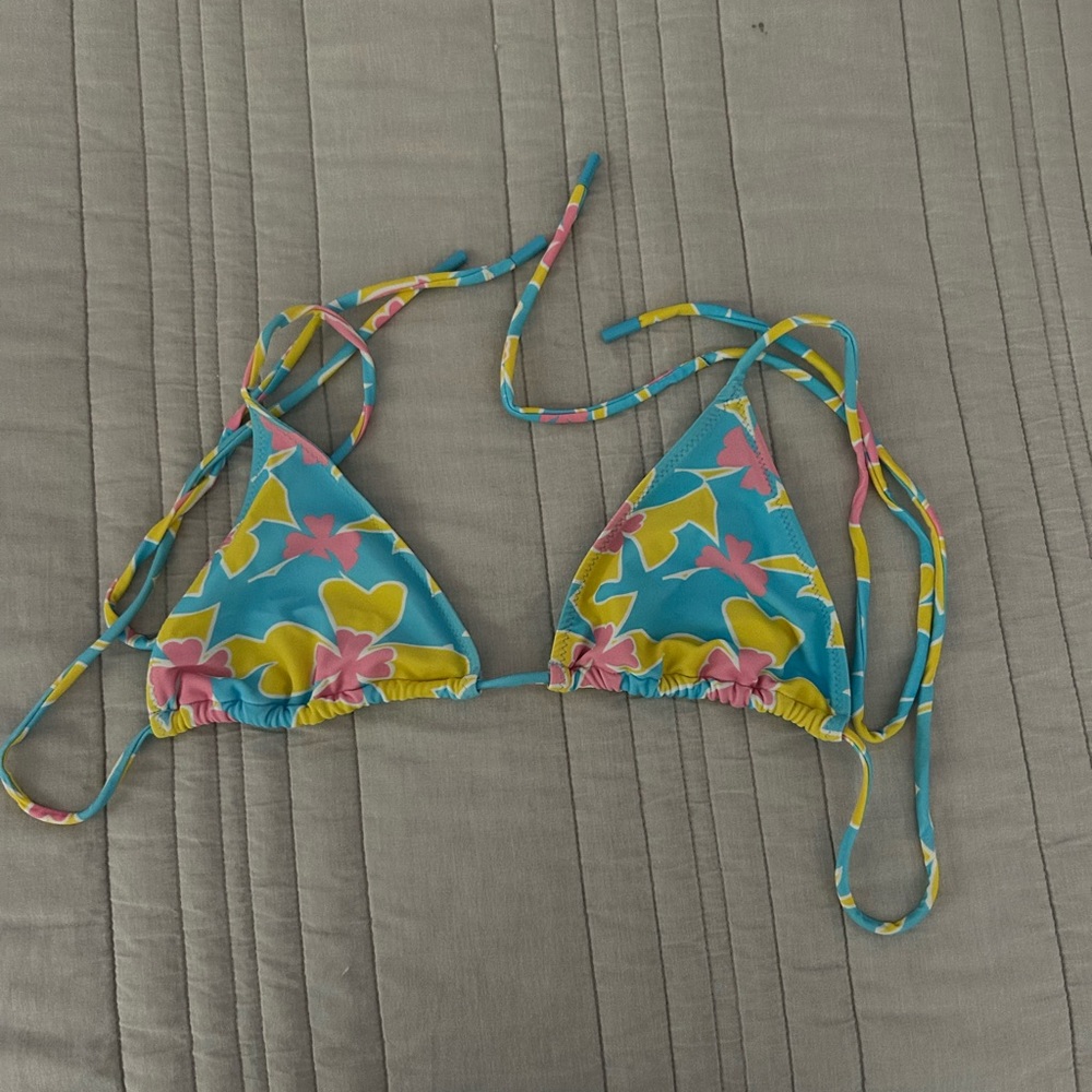 Blackbough triangle bikini top